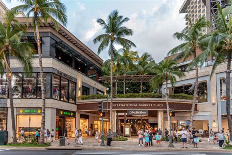 waikiki shopping burberry|Burberry, International Market Place Honolulu, HI .